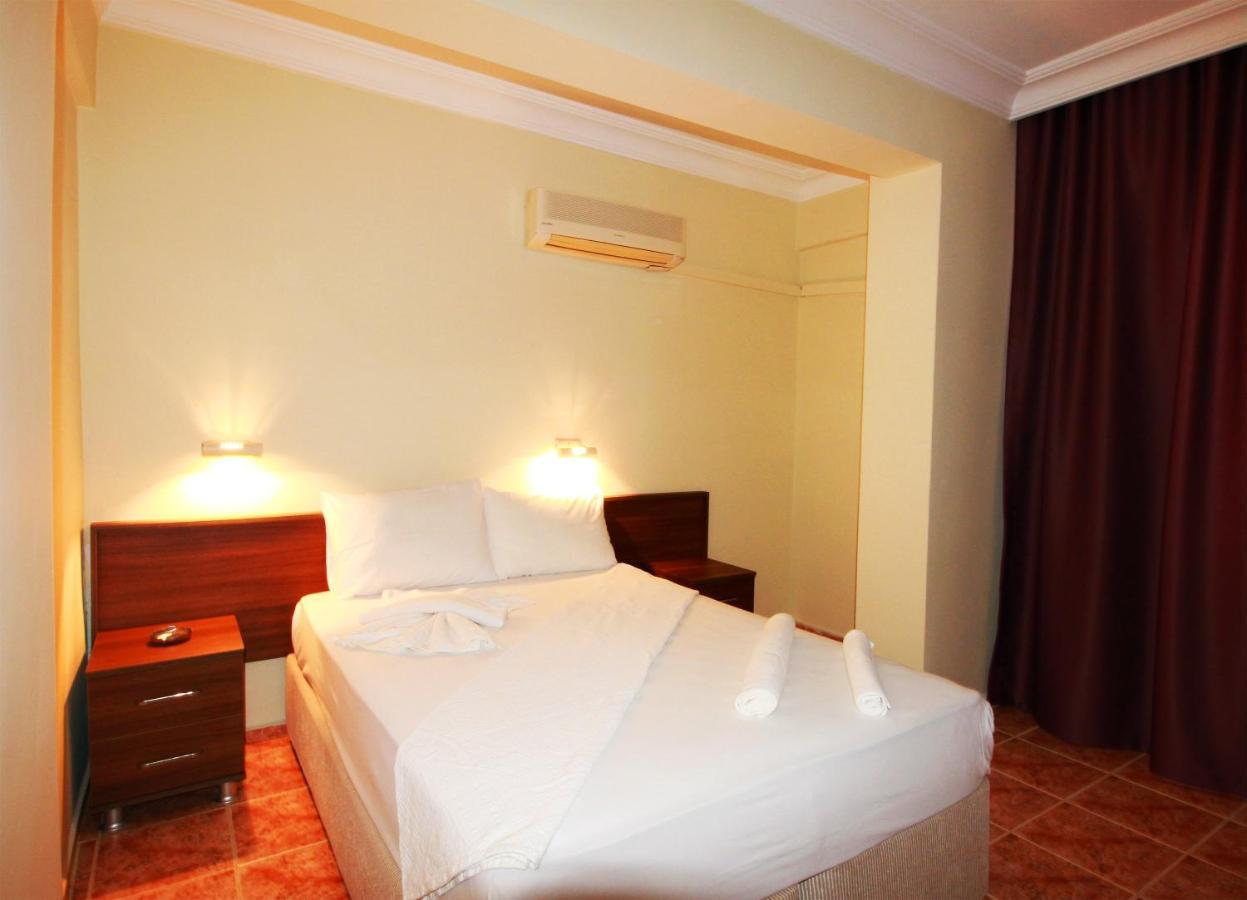 Olimpia Hotel Фетие Екстериор снимка